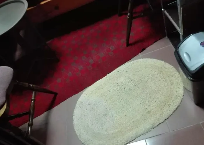 на пъпа на варна, входа на морската градина *