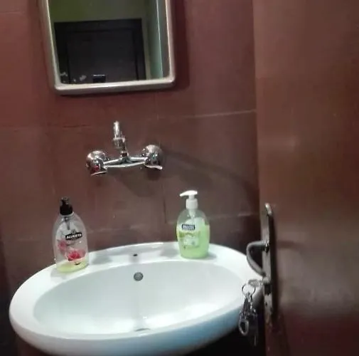 на пъпа на варна, входа на морската градина Campingplads